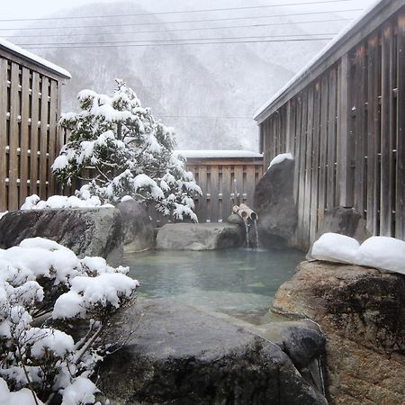 ホテル甚九郎 高山市 エクステリア 写真