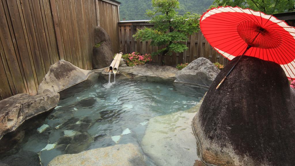 ホテル甚九郎 高山市 エクステリア 写真