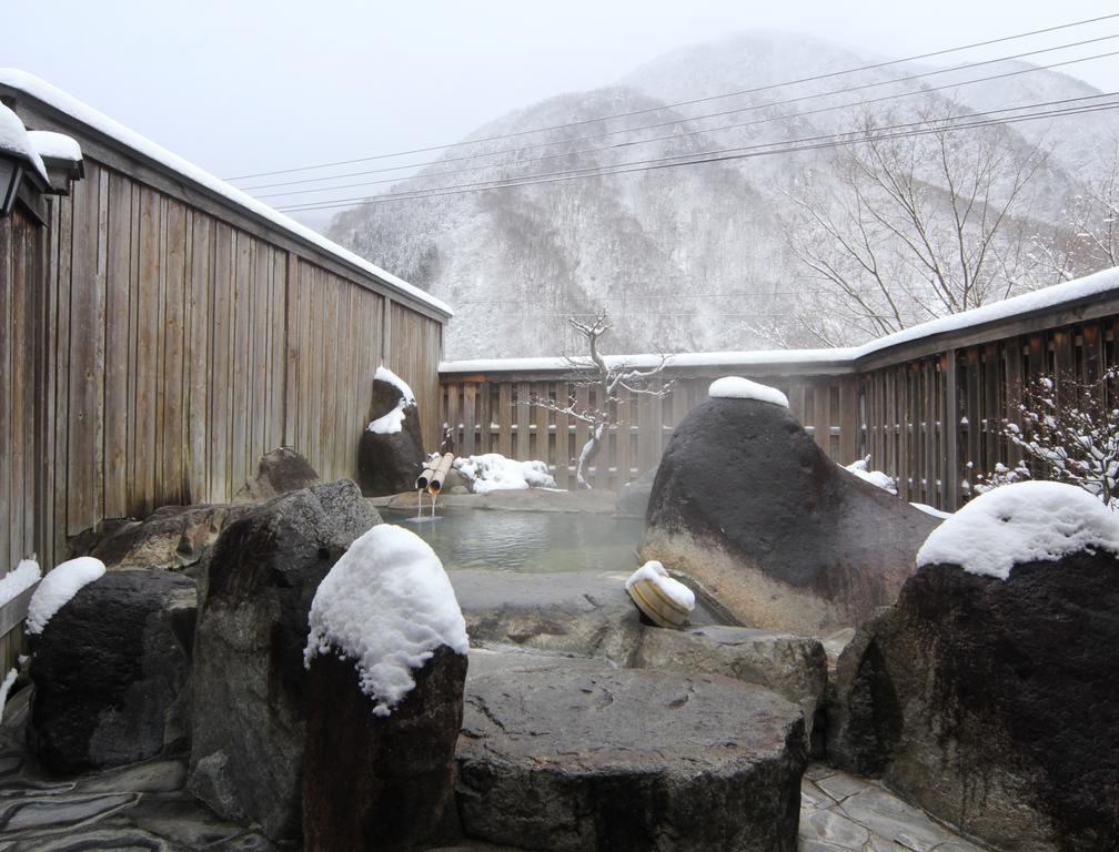 ホテル甚九郎 高山市 エクステリア 写真